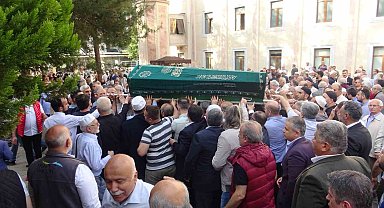 Şair Cengiz Numanoğlu son yolculuğuna uğurlandı