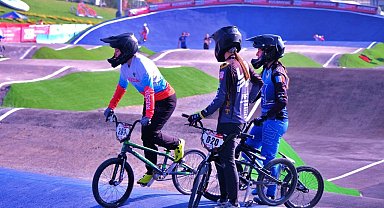 Sakarya'da Cengiz Kurtoğlu ve Murat Kekilli rüzgarı esecek