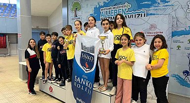 SANKO Okullarının yüzme başarısı