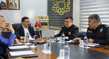 Seçim Güvenliği Toplantısı Vali Çiçek Başkanlığı'nda gerçekleştirildi