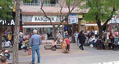 Seçim tatilini fırsat bilip doyasıya eğlendiler