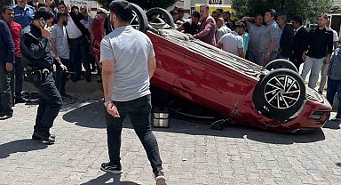 Silvan'da otomobil takla attı: 3 yaralı