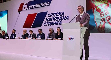 Sırbistan Cumhurbaşkanı Vucic parti liderliğinden istifa etti