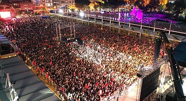 Son yılların en coşkulu gençlik konseri Aydın'da gerçekleşti