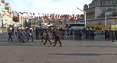 Taksim'de Gezi Parkı eylemlerinin yıldönümünde izinsiz yürüyüşe polis müdahalesi