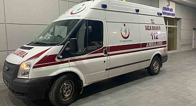 Tarlada çalışırken yılanın ısırdığı adam hastaneye kaldırıldı