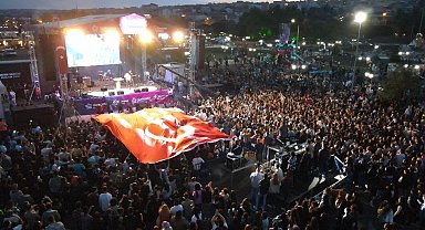 Tekirdağ'da gençlik konseri