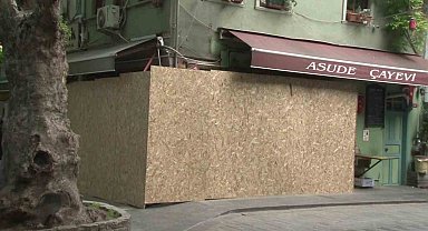 Tesettürlü kadınları kovan işletmenin tüm izinleri iptal edildi