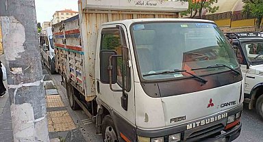 Trafiğin akışına engel olan 3 kamyon sürücüsüne ceza yağdı