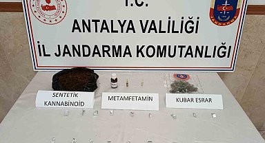 Turizm bölgesinde uyuşturucu satan şüpheli jandarmadan kaçamadı