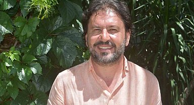 Turizmcilerden çalışanlarına "oyunuzu kullanın" çağrısı