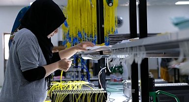 Ücretli çalışan sayısı martta yıllık bazda yüzde 6,5 arttı