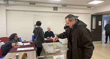 Ünlü oyuncu Ozan Güven oyunu kullandı