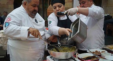 Ünlü şefler Kastamonu'nun yöresel ürünleri ile yemekler yaptı