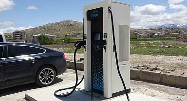 Van'da TOGG heyecanı: Şarj istasyonları kuruldu