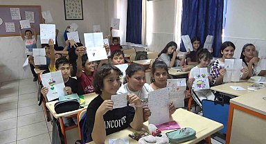 Vanlı öğrencilerden, depremzede öğrencilere duygulandıran mektup