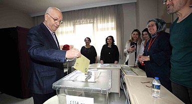 Yenimahalle Belediye Başkanı Yaşar oyunu kullandı