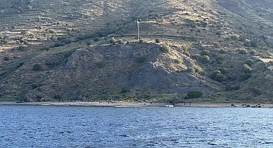 Yunan unsurlarınca ölüme terk edilen 48 kaçak göçmen kurtarıldı