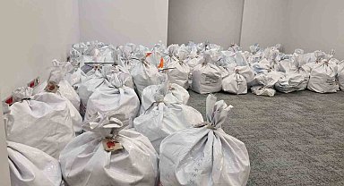 Yurt dışında kullanılan oylar Türkiye'ye getirilmeye devam ediyor