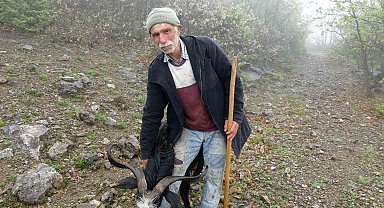 Zorlu hava şartlarına rağmen mesleğinden vazgeçmiyor