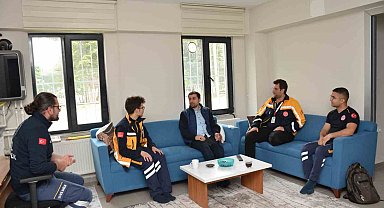 112 Acil Sağlık Hizmetleri istasyonlarındaki personeller ile bir araya geldi