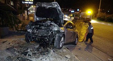 2 kişinin hayatını kaybettiği, 4 kişinin yaralandığı kaza güvenlik kamerasında