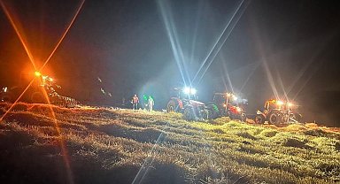 30 dönümlük arpa ekili tarla küle döndü