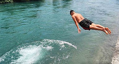 30 kişinin öldüğü sulama kanalında yüzen çocuktan inanılmaz sözler