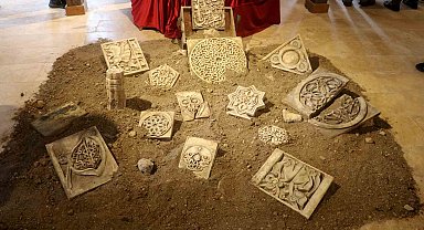 'Bozkırda Yükselen Tarih Divriği Ulu Cami ve Darüşşifası' isimli sergi açıldı