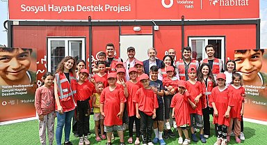 'Yarını Kodlayanlar Sosyal Hayata Destek' projesinde ikinci konteyner sınıf Kahramanmaraş'ta açıldı