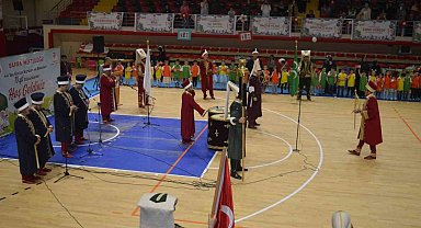 4-6 yaş Kur'an kurslarının 10. yılına mehterli kutlama