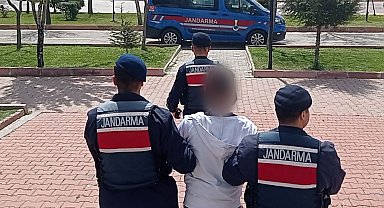 4 yıl 6 ay hapis cezası bulunan şahıs jandarma tarafından yakalandı