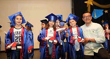 75. Yıl Kreş ve Çocuk Kulübü öğrencileri mezun oldu