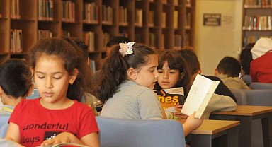 9 bin nüfuslu ilçenin 3 bin üyeli kütüphanesi ilgi görüyor