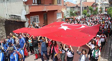 95 kilometrelik 'Atatürk ve İstiklal Yolu Yürüyüşü' başladı