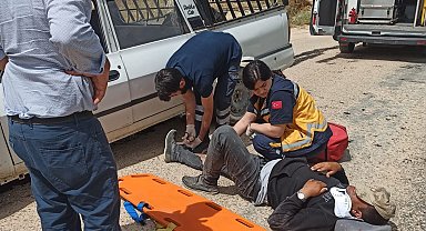 Adıyaman'da iki araç kafa kafaya çarpıştı: 2 yaralı