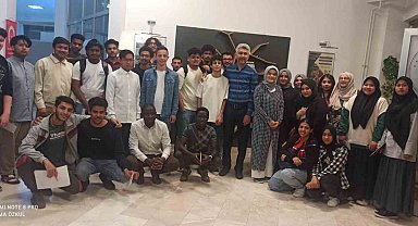 Afyonkarahisar Müftülüğünden yabancı uyruklu öğrencilere bayram hediyesi