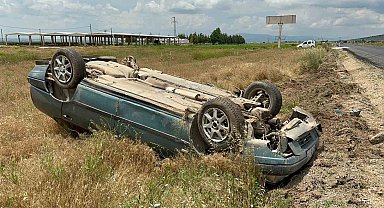 Afyonkarahisar'da trafik kazası, 3 kişi yaralandı