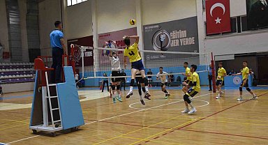 Afyonkarahisar'da Voleybol Gençler Türkiye Şampiyonası