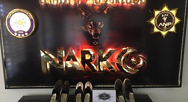 Ağrı'da İran uyruklu şahısların ayakkabılarında esrar ele geçirildi