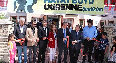Ağrı'da "Hayat Boyu Öğrenme Şenliği" düzenlendi