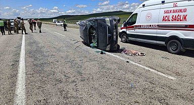 Ağrı'da trafik kazası; 1 çocuk öldü, 6 kişi yaralandı