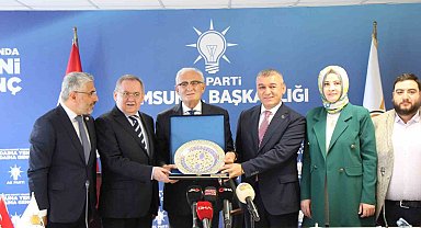 AK Parti Genel Başkan Yardımcısı Yılmaz: "Önümüzdeki yerel seçimler için koşmaya başlayacağız"