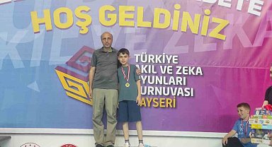 Akıl ve Zeka Oyunları Türkiye Şampiyonası birincisi Bursa'dan çıktı