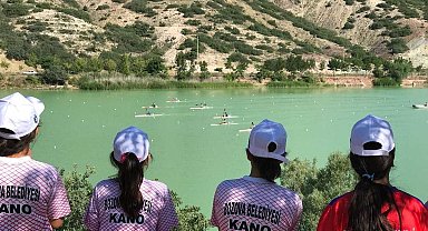 Aksoy'dan spora ve sporcuya destek