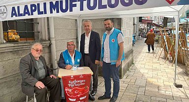 Alaplı Müftülüğü vekalet yoluyla kurban bağış standı açtı
