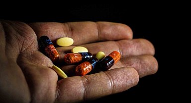 Algoloji Uzm. Dr. Mercan: "Gereğinden fazla ilaç kullanımı hastada ağrıyı arttırabilir"