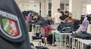 Alman polislerinin üniformaları Bingöl'den