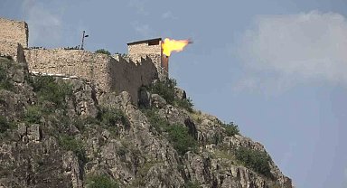 Amasya'da Cumhurbaşkanı Erdoğan için kaleden top atışları yapıldı