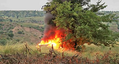 Amasya'da otomobil alev alev yandı